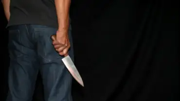 Morador é esfaqueado no pescoço em condomínio de Nova Mutum