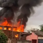 Incêndio destrói casa em área rural de Sinop