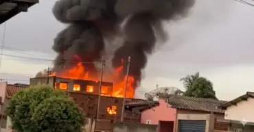 Residência em chamas