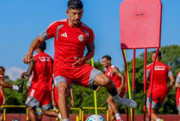 Internacional x Palmeiras ao vivo: onde assistir e escalações. Imagem: Ricardo Duarte/SCI
