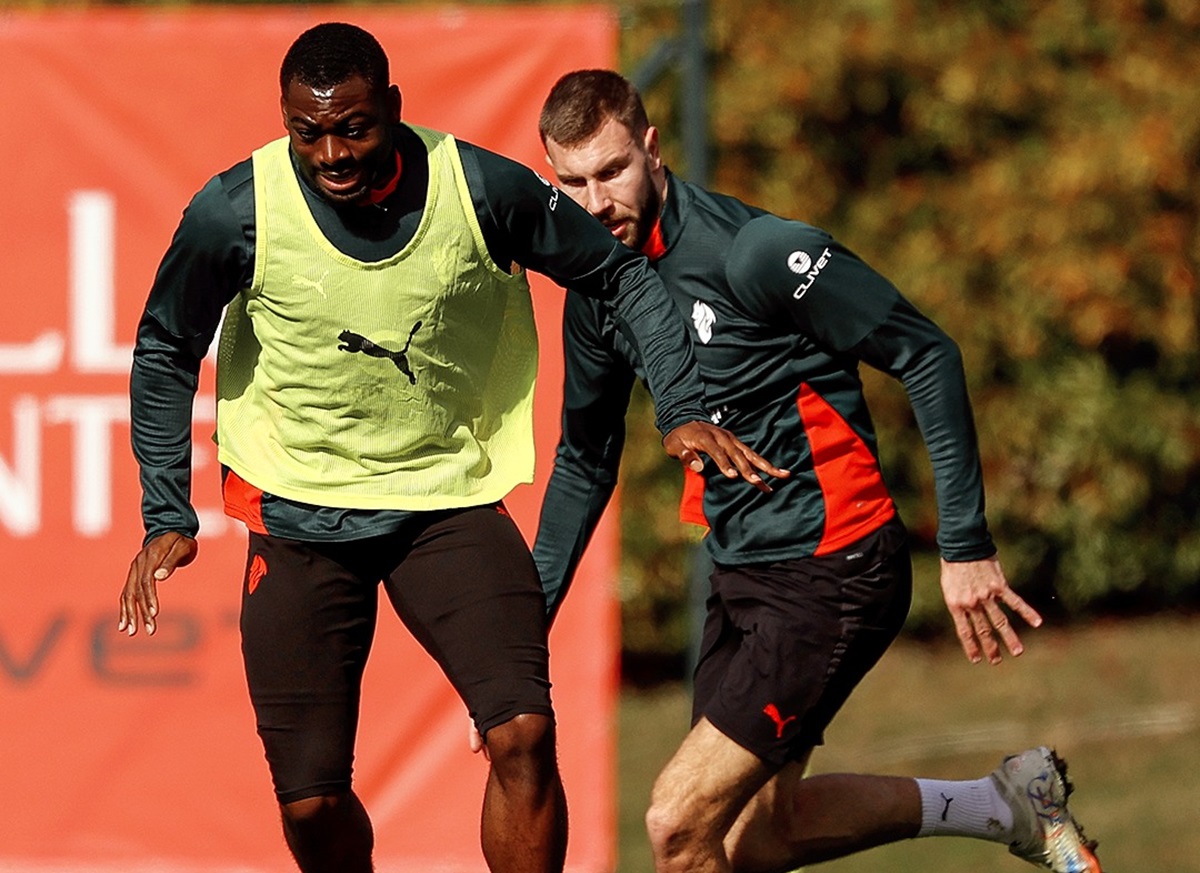 Onde assistir Pisa x Milan ao vivo – Série A 2025/26, horário, escalações. Imagem: Divulgação Milan