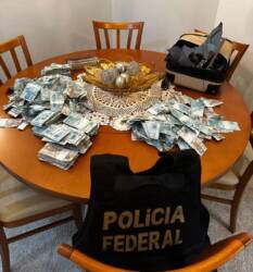 Dinheiro é jogado pela janela durante operação que investiga Rioprevidência e Banco Master