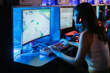 CINCO TENDÊNCIAS QUE REDEFINIRÃO O FUTURO DA INDÚSTRIA DE JOGOS EM 2026