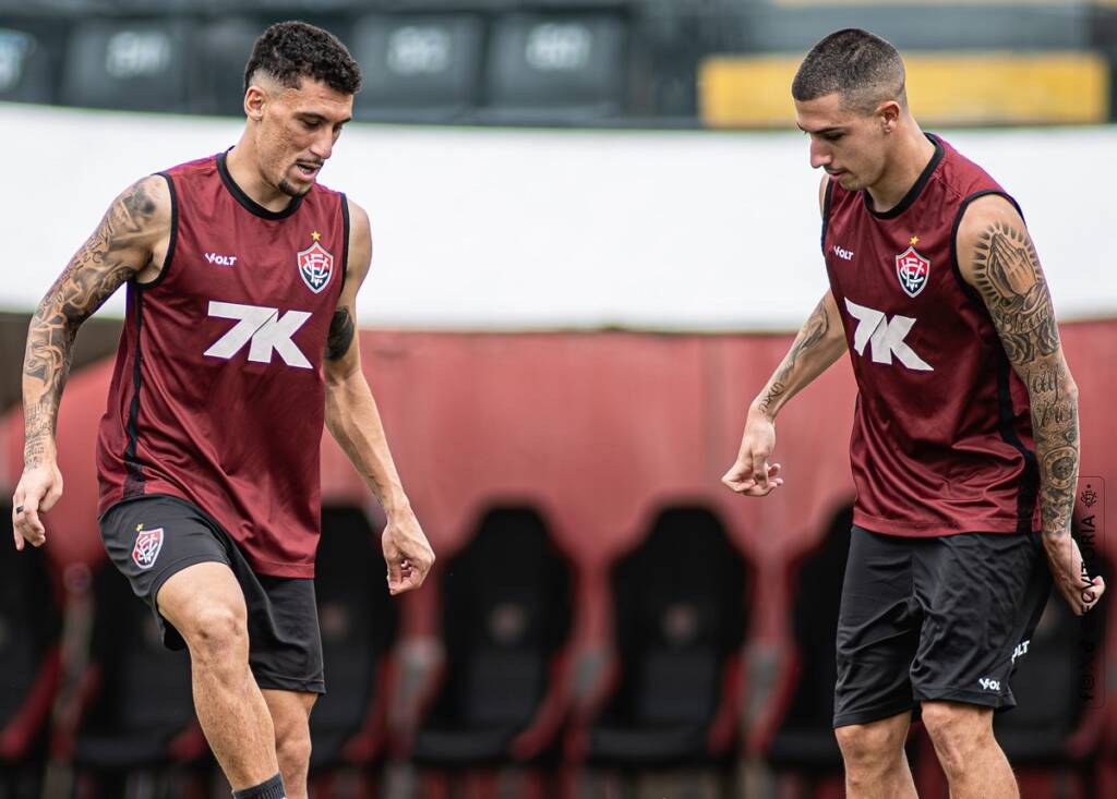 Vitória x Flamengo ao vivo: onde assistir, escalações e o que esperar do duelo no Barradão. Imagem: Divulgação Vitória