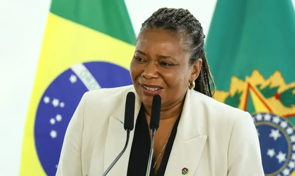 Cultura é defendida por Margareth Menezes como investimento em educação e desenvolvimento