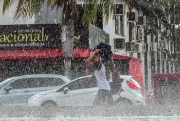 Chuva: DF e 10 estados entram em alerta laranja neste sábado (14)