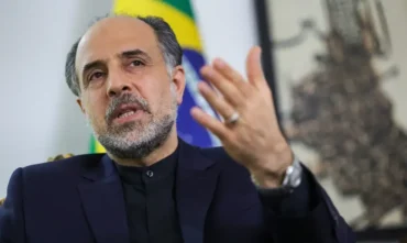 Irã critica negociações com EUA e chama diálogo de ilusão mundial