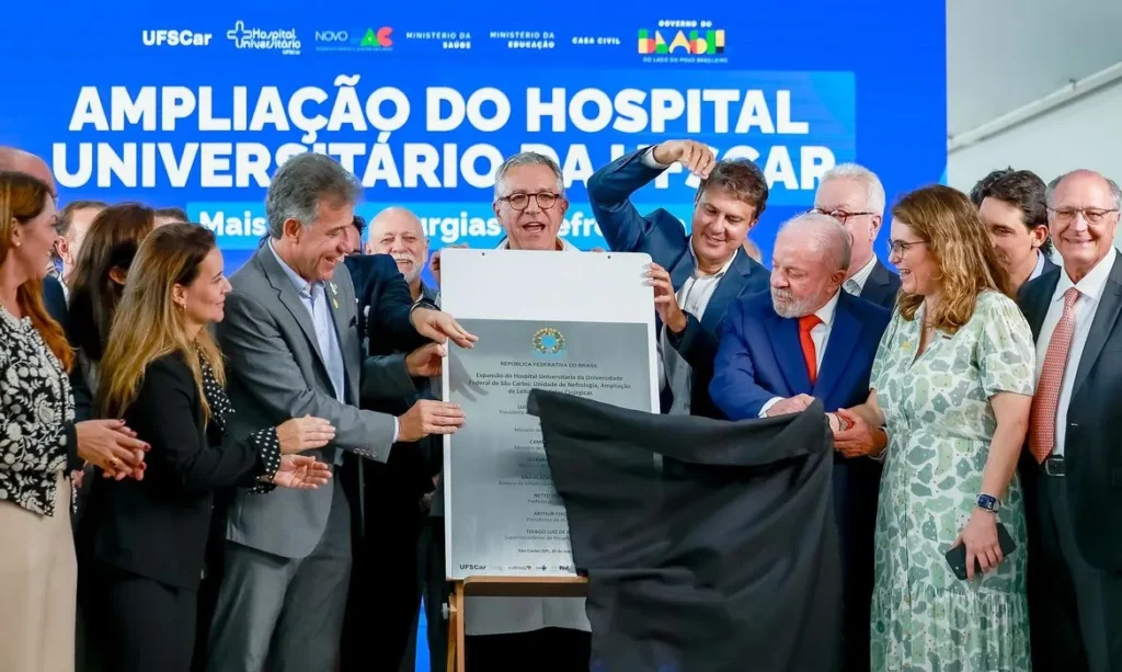 Lula inaugura novas áreas do Hospital Universitário de São Carlos com investimentos significativos