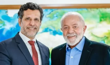 Educação: Leonardo Barchini é anunciado como novo ministro por Lula
