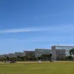 Senado aprova reestruturação de carreiras e criação de 24 mil cargos no serviço público