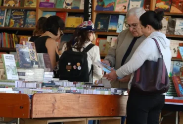 Livros ganham novos leitores e atingem 18% da população em 2025