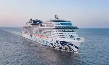 Passageiros de cruzeiro retidos em Dubai começam a retornar para casa
