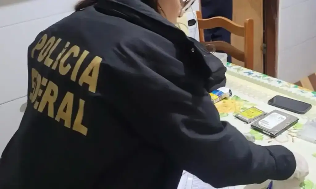 Nazismo: PF realiza operação contra apologia na internet em Americana