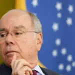 Bolsonaro: Itamaraty vê possível ingerência em visita de assessor de Trump