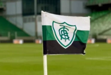 Bandeirinha do América no Independência