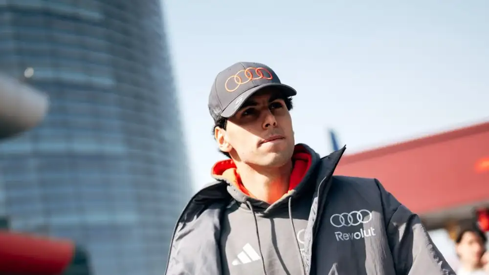 O que disse Bortoleto após ficar fora do GP da China na Fórmula 1