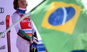 Pinheiro vence etapa da Copa do Mundo de esqui na Eslovênia após ouro olímpico