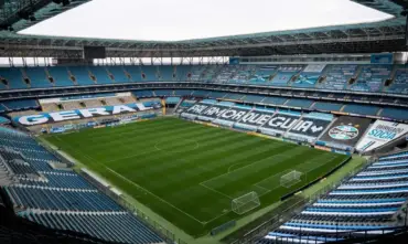 Grêmio vence o Inter por 3 a 0 e fica perto do título do Gauchão