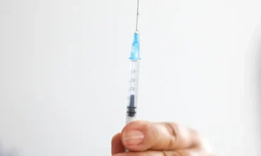 HPV: pesquisa aponta baixa vacinação e alerta para risco entre adolescentes