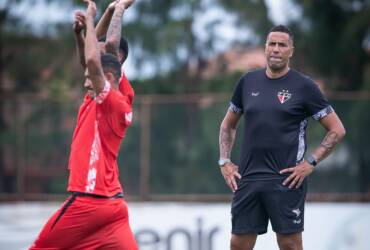 Ferroviário x Fortaleza AO VIVO: onde assistir, horário e tudo sobre o Clássico das Cores na Copa do Nordeste 2026. Imagem: @iagoferreirafotografo