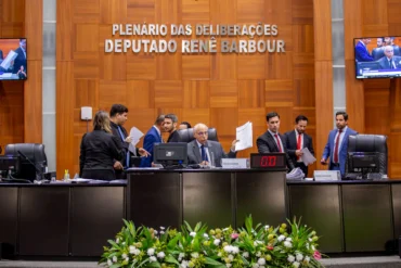 Regularização avança na ALMT com 43 projetos aprovados