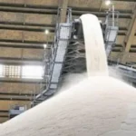 Açúcar cristal volta a superar R$ 100/saca em São Paulo, impulsionado por conflito no Oriente Médio e alta do petróleo