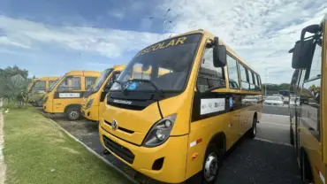 Barra do Garças ganha três novos ônibus escolares