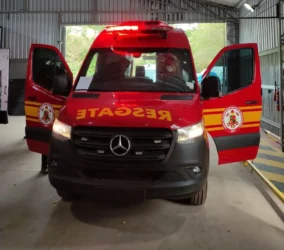 Foto de ambulância do corpo de bombeiros