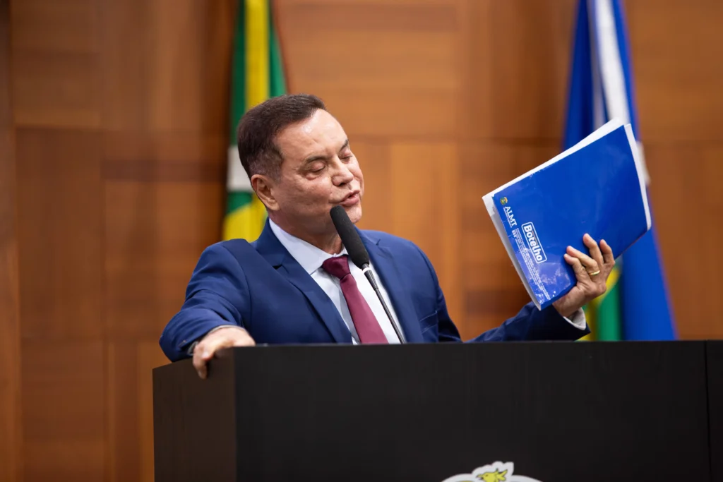 Mixto recebe Moção de Aplausos após título estadual