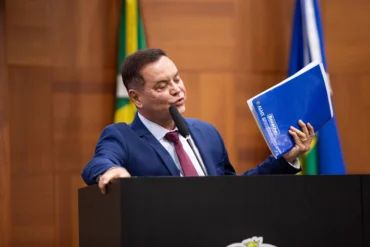 Mixto recebe Moção de Aplausos após título estadual