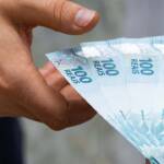 Busca por crédito cresce 3,51% em janeiro, mas contratações seguem baixas