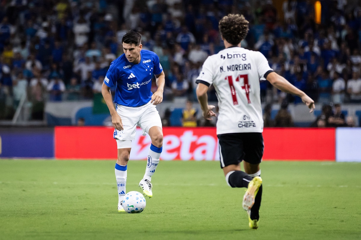 Athletico-PR x Cruzeiro: onde assistir ao vivo, horário, escalações e tudo sobre o jogo do Brasileirão. Imagem: Gustavo Aleixo/Cruzeiro