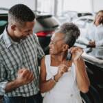 Carros com descontos para aposentados: existe benefício no Brasil?