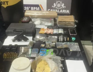 Mulher é presa em Nova Mutum com arma e entorpecentes