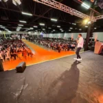 Roberto Minuzzi inspira estudantes em abertura dos Jogos Militares em MT