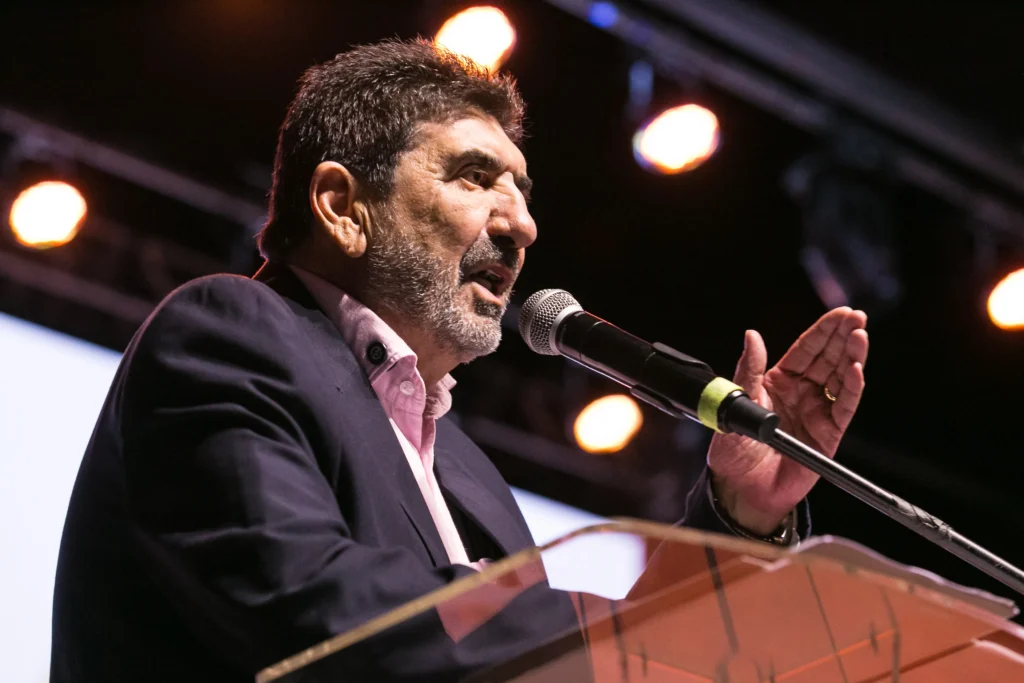 Vacinação domiciliar para autistas avança em MT