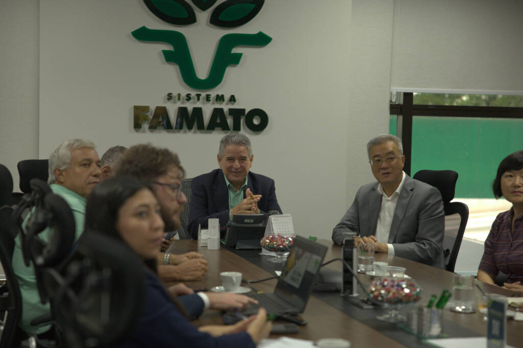 Famato e embaixador chinês discutem logística, armazenagem e diversificação das exportações
