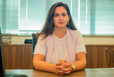 Fernanda Ventura anuncia saída da Secretaria de Saúde de Lucas do Rio Verde