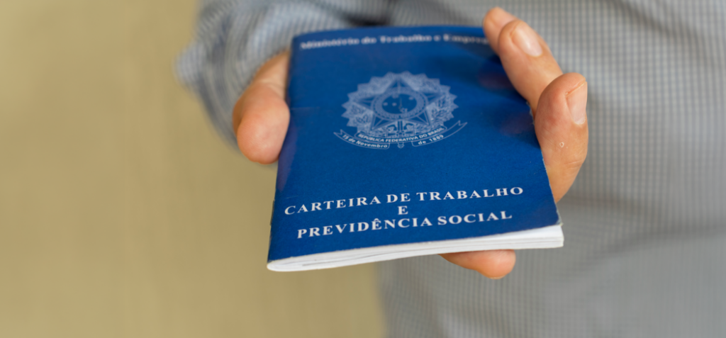 Fim da escala 6×1 pode gerar custo adicional de R$ 1,4 bilhão mensal no comércio e serviços