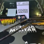 Porte ilegal de arma leva à prisão de trio em MT