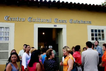 Formação em mediação literária discute diversidade em Cuiabá