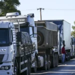 Governo fecha acordo com caminhoneiros e implanta novo sistema que inviabiliza frete abaixo do piso mínimo