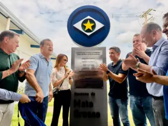 Nova escola municipal em São José do Rio Claro é entregue