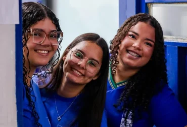 Governo de MT lança política de segurança escolar