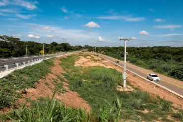 Governo de Mato Grosso asfaltará duas avenidas em Várzea Grande