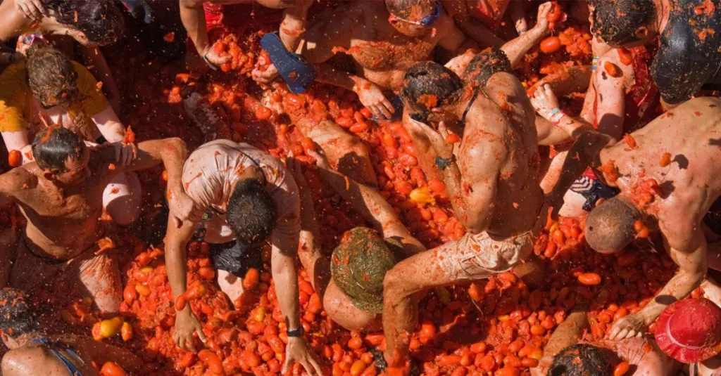 Guerra de tomates em Buñol, Espanha