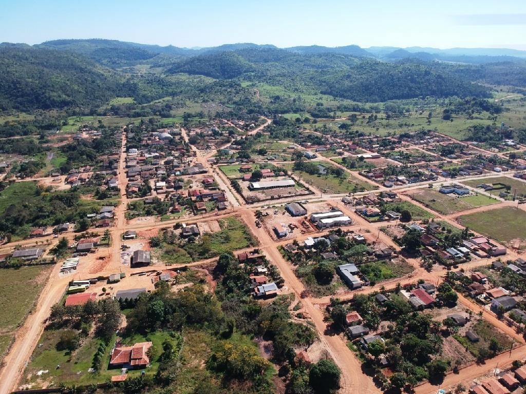 Justiça determina início imediato de aulas e fixa multa que pode chegar a R$ 100 mil