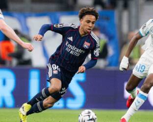 Lyon x Lens ao vivo: onde assistir, escalações e tudo sobre as quartas da Copa da França 2025/26. Imagem: Divulgação Lyon