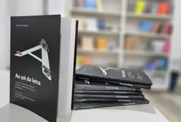 Aline Figueiredo lança livro Ao Pé da Letra em Cuiabá
