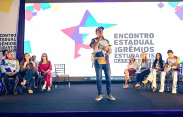 Grêmios estudantis reúnem 3 mil alunos em Cuiabá